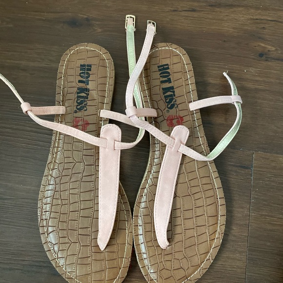 Multiple Thong Sandals - Picture 4 of 8